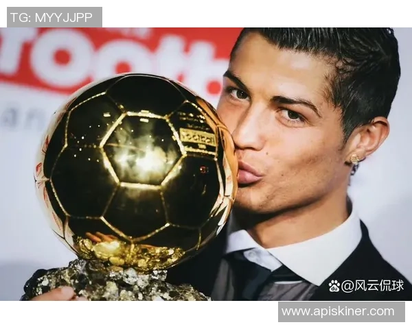 足球巨星与背后团队的协作与支持如何成就辉煌职业生涯